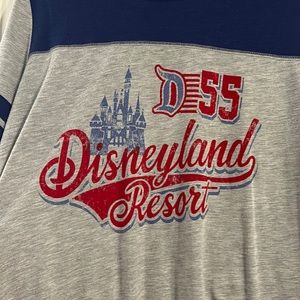 Women's Xlarge Disneyland Resort Baseball Tee